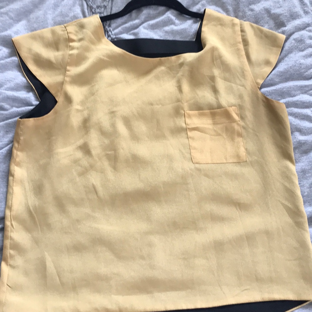 Mustard/Gold top